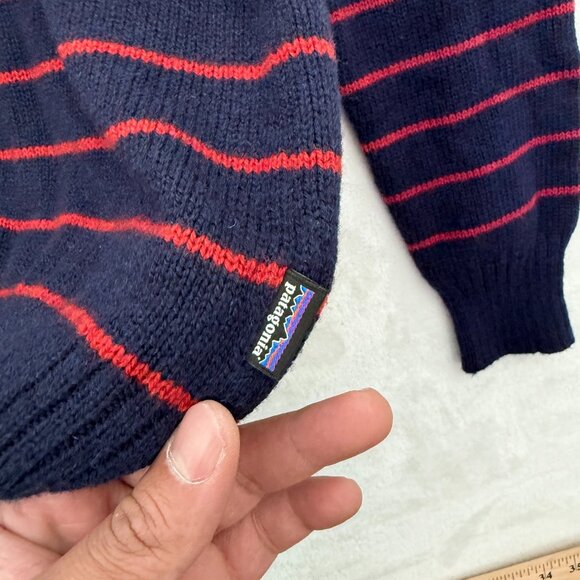 Patagonia Sweater Mens M Blue Stripe Lambswool Blend V Neck Pullover Stretch - Picture 4 of 9
